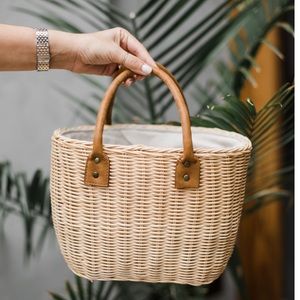 Small Wicker Handbag in EXCELLENT condition